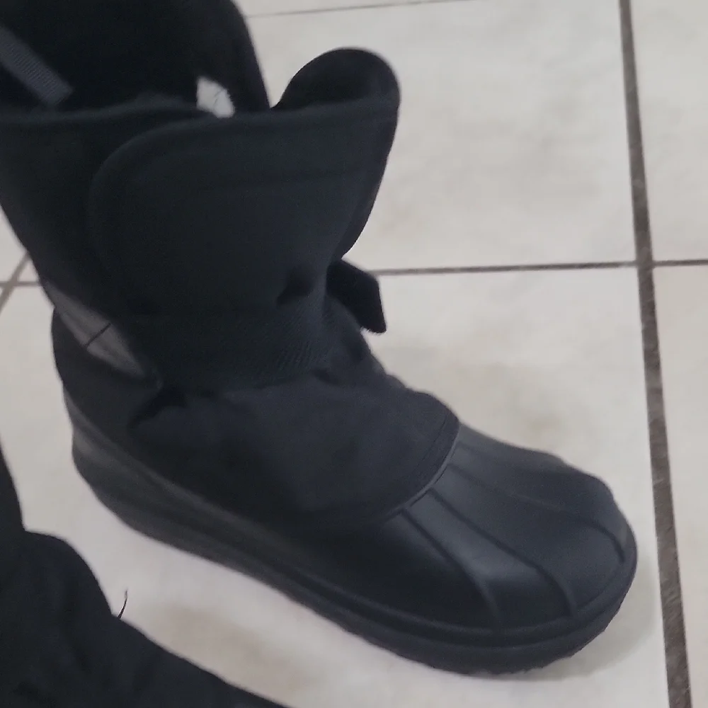 The Children's Place Sleek Black Kids Boots